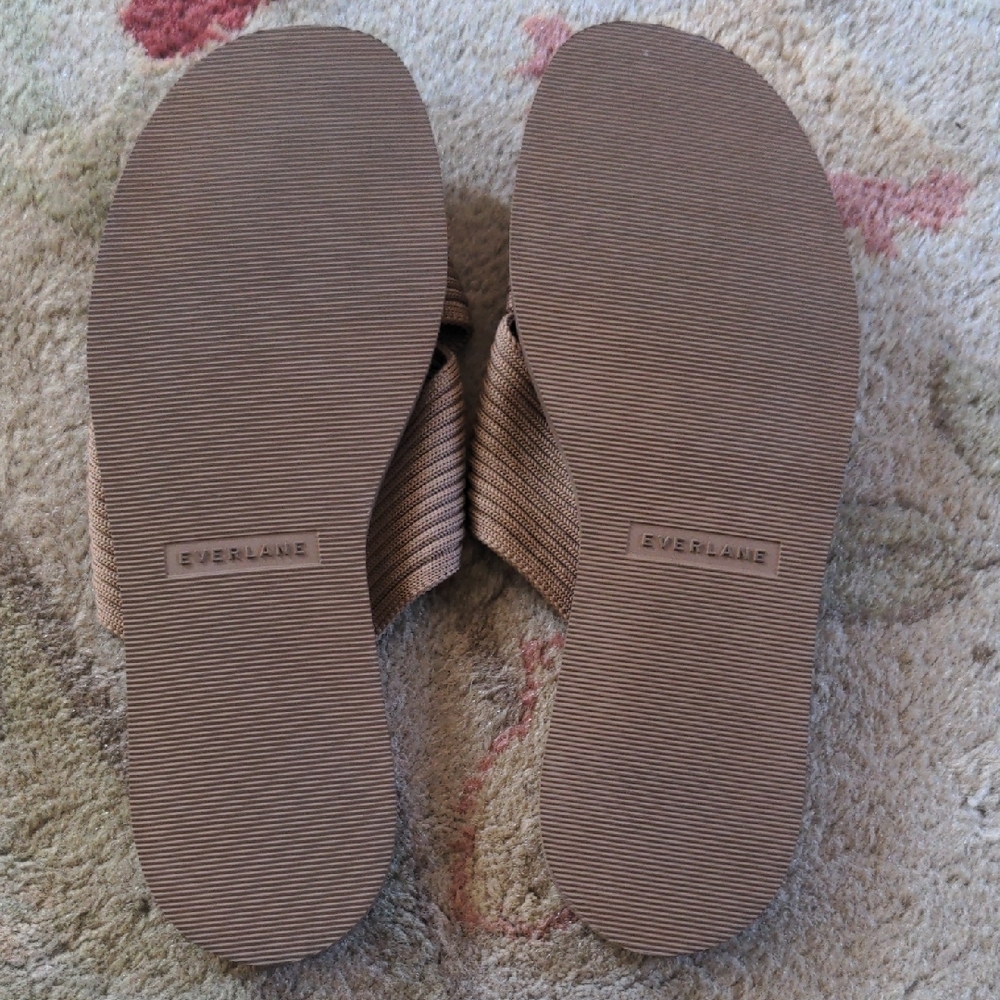🆕 EVERLANE The Day Crossover Sandal - Picture 11 of 13